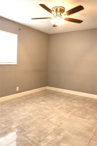 8205 NW 61st Street NW B202, Tamarac, FL 33321