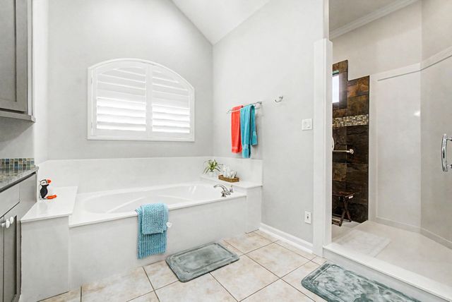 8866 Taylors Court, Montgomery, TX 77316