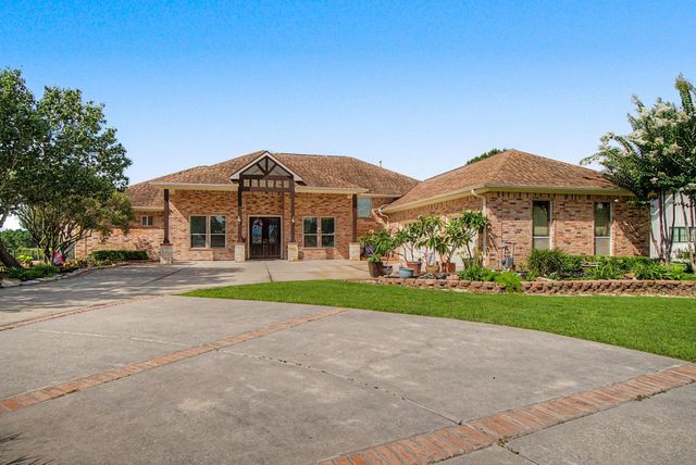 8866 Taylors Court, Montgomery, TX 77316