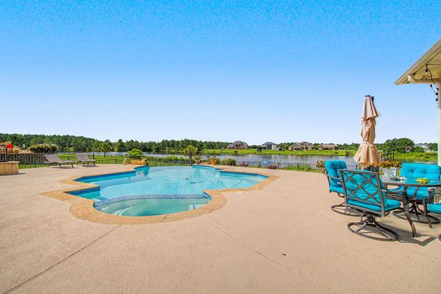 8866 Taylors Court, Montgomery, TX 77316