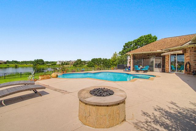 8866 Taylors Court, Montgomery, TX 77316