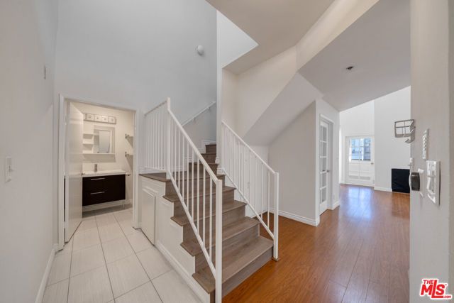 525 S Berendo Street 405, Los Angeles, CA 90020