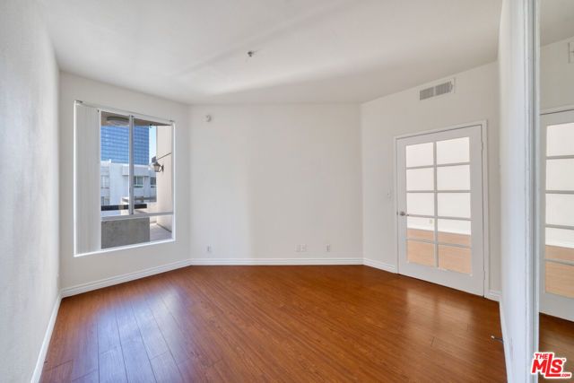 525 S Berendo Street 405, Los Angeles, CA 90020