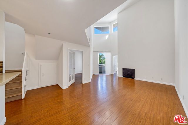 525 S Berendo Street 405, Los Angeles, CA 90020