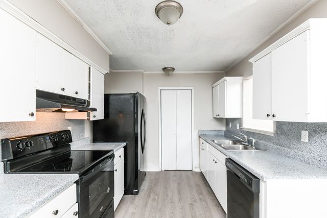 3630 Williamsburg Drive, Garland, TX 75043