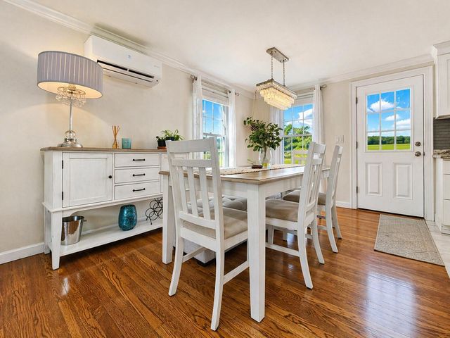 104 Seagate Lane, Hyannis, MA 02601