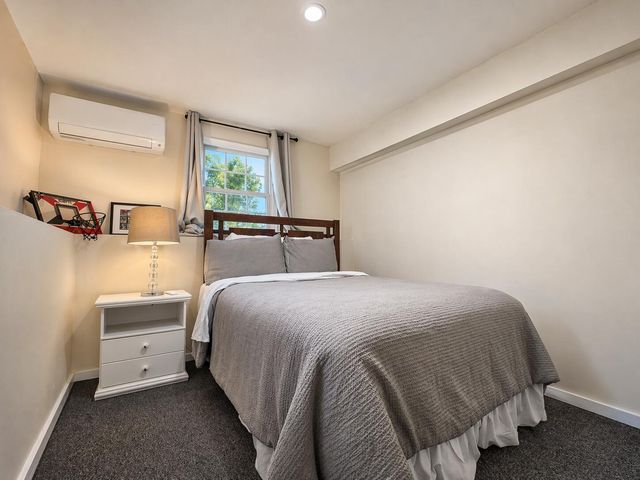 104 Seagate Lane, Hyannis, MA 02601