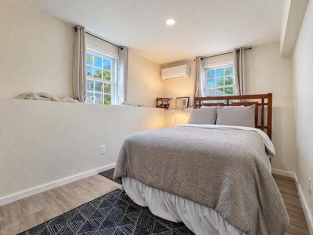 104 Seagate Lane, Hyannis, MA 02601