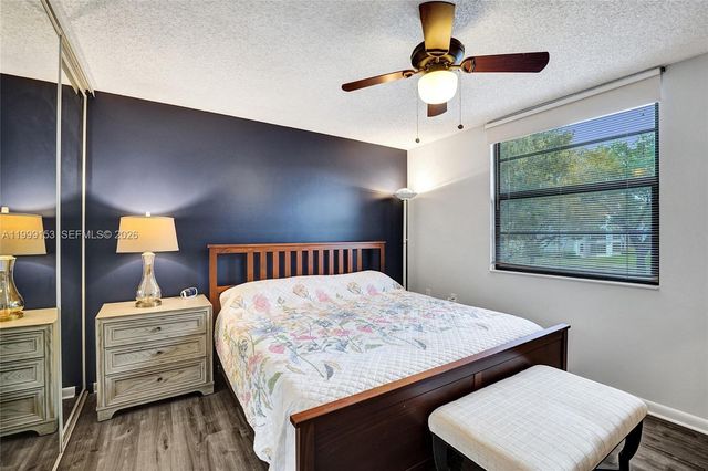 1526 Whitehall Dr 206, Davie, FL 33324