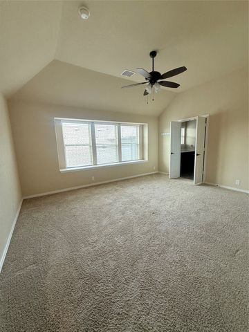 10000 White Pine Drive, Fort Worth, TX 76131