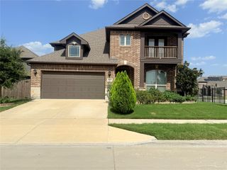 10000 White Pine Drive, Fort Worth, TX 76131