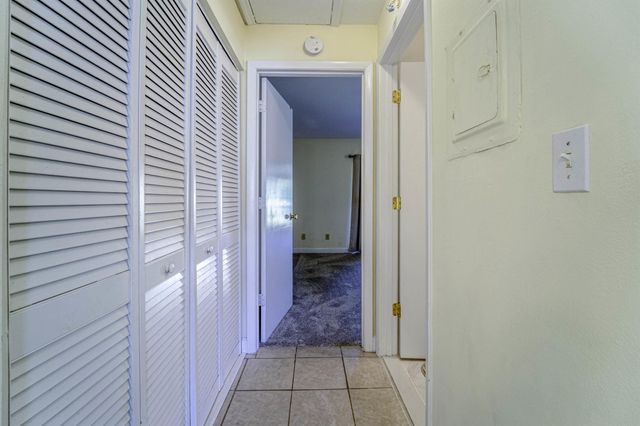 6020 Indrio Road 6, Fort Pierce, FL 34951