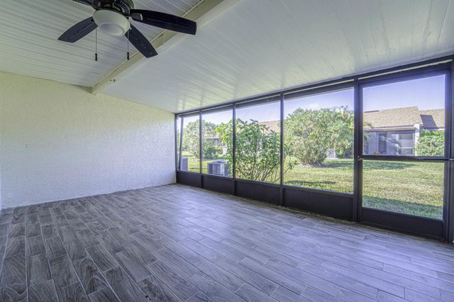 6020 Indrio Road 6, Fort Pierce, FL 34951