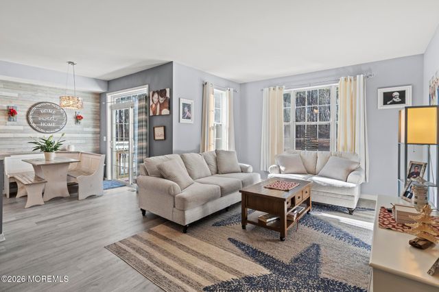 330 Hawthorne Lane, Barnegat, NJ 08005