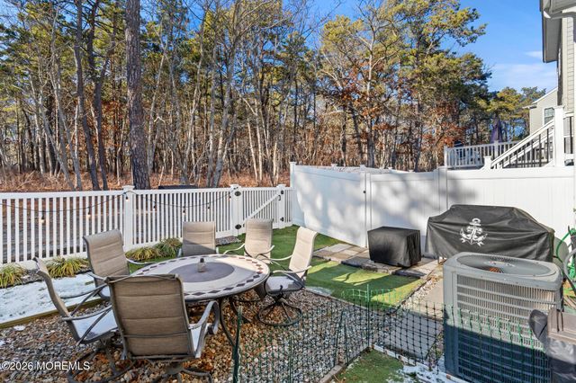 330 Hawthorne Lane, Barnegat, NJ 08005