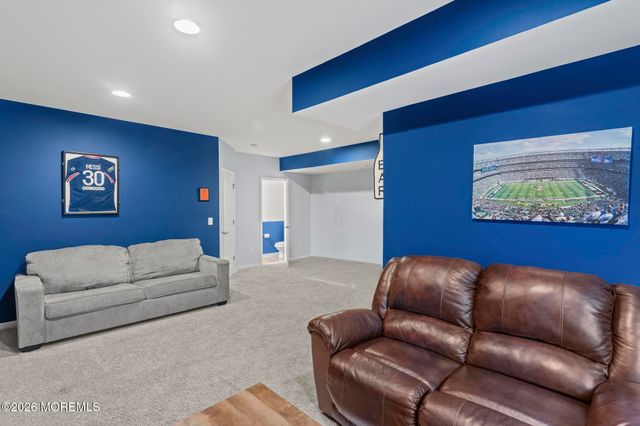 330 Hawthorne Lane, Barnegat, NJ 08005