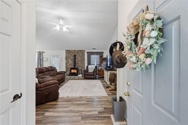 190 Bridgewater Drive, Mount Airy, GA 30563