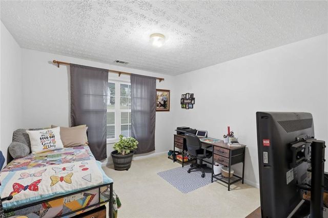 190 Bridgewater Drive, Mount Airy, GA 30563