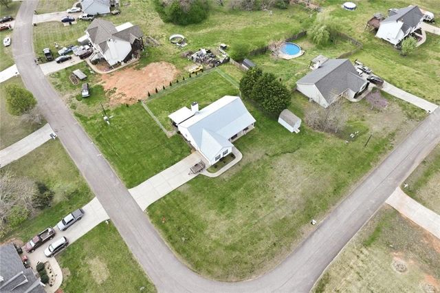 190 Bridgewater Drive, Mount Airy, GA 30563