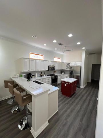78119 Elenbrook Court, Palm Desert, CA 92211