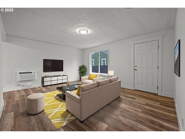 -1 Ne 111TH Ave, Portland, OR 97220