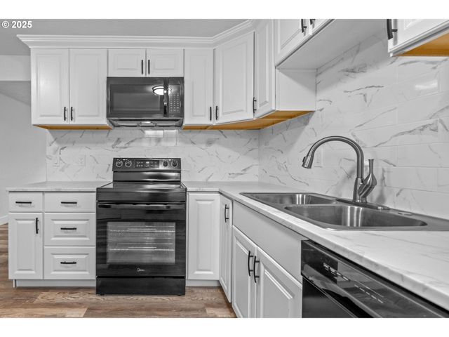 -1 Ne 111TH Ave, Portland, OR 97220