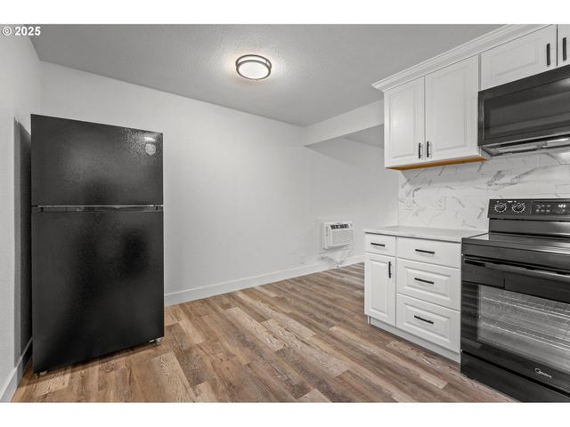 -1 Ne 111TH Ave, Portland, OR 97220