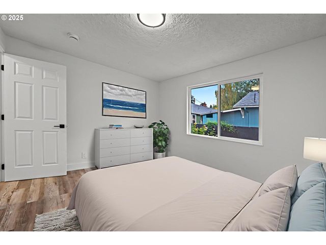 -1 Ne 111TH Ave, Portland, OR 97220