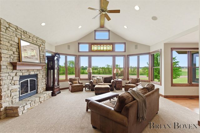 1740 7 Mile Road, Comstock Park, MI 49321