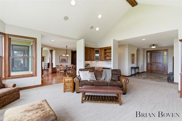 1740 7 Mile Road, Comstock Park, MI 49321