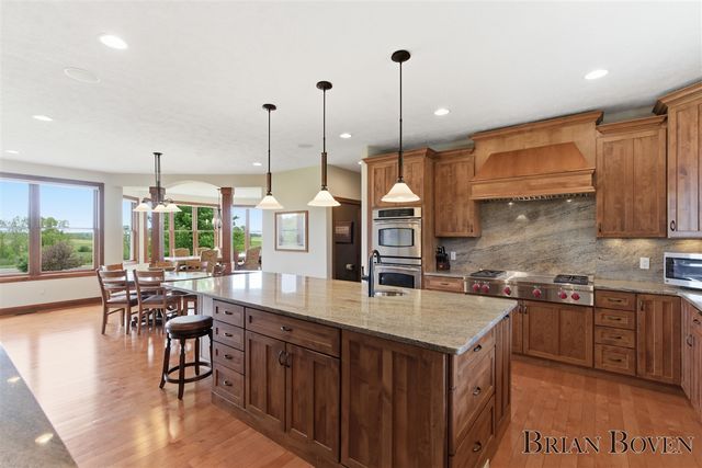 1740 7 Mile Road, Comstock Park, MI 49321