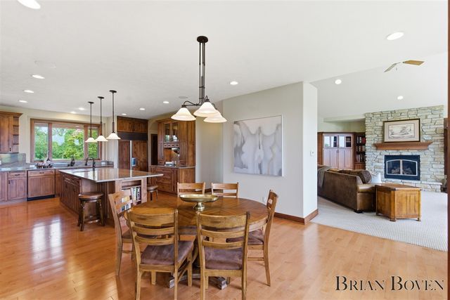 1740 7 Mile Road, Comstock Park, MI 49321