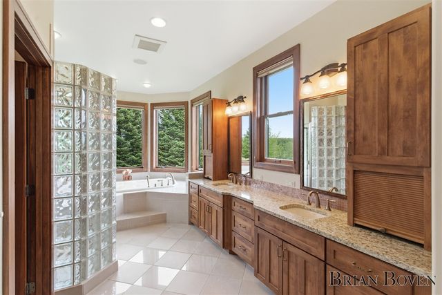 1740 7 Mile Road, Comstock Park, MI 49321