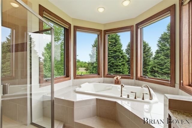 1740 7 Mile Road, Comstock Park, MI 49321