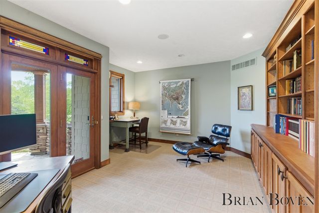 1740 7 Mile Road, Comstock Park, MI 49321