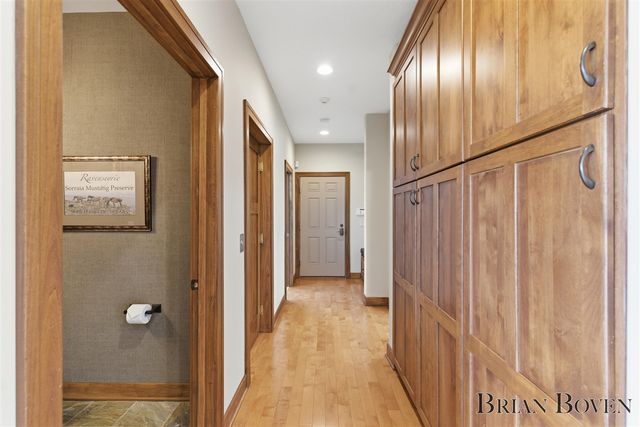 1740 7 Mile Road, Comstock Park, MI 49321
