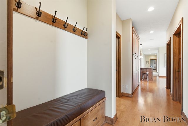 1740 7 Mile Road, Comstock Park, MI 49321