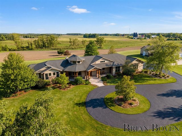 1740 7 Mile Road, Comstock Park, MI 49321