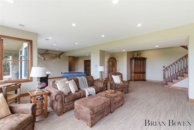 1740 7 Mile Road, Comstock Park, MI 49321