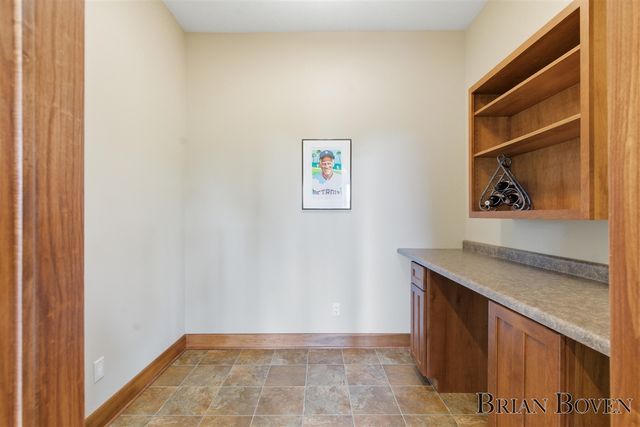 1740 7 Mile Road, Comstock Park, MI 49321