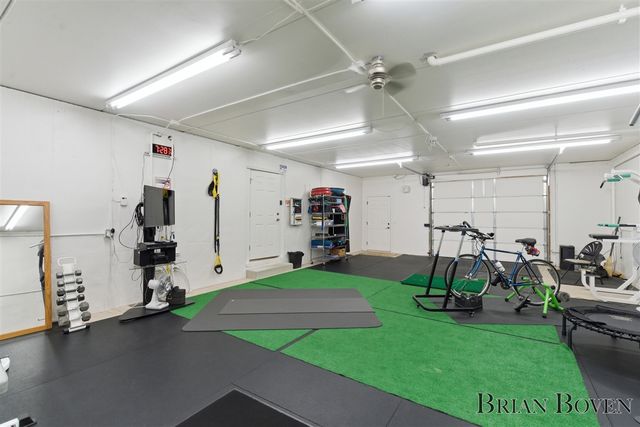 1740 7 Mile Road, Comstock Park, MI 49321