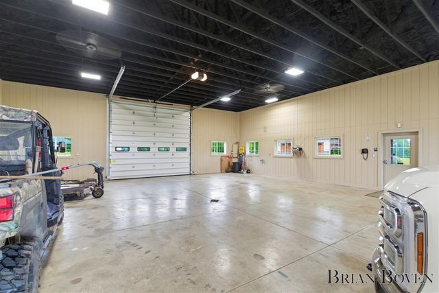 1740 7 Mile Road, Comstock Park, MI 49321