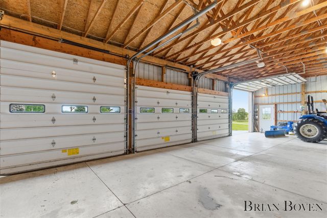 1740 7 Mile Road, Comstock Park, MI 49321