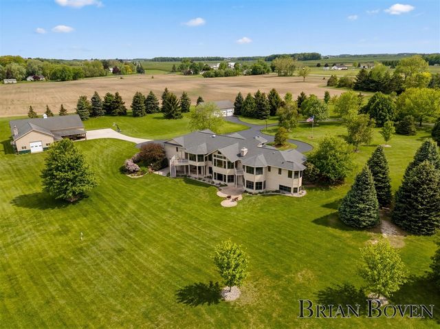 1740 7 Mile Road, Comstock Park, MI 49321