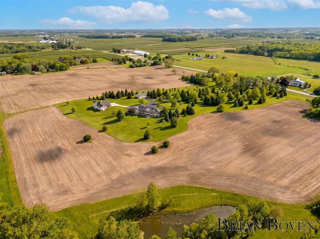 1740 7 Mile Road, Comstock Park, MI 49321