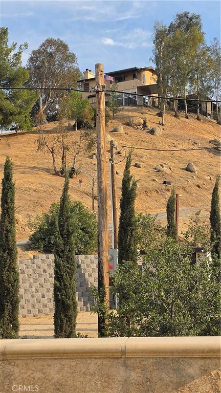 Image 3 of property listing at 32360 Navajo Springs, Wildomar, CA 92595