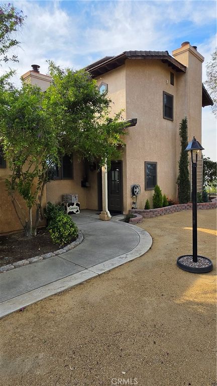 Image 5 of property listing at 32360 Navajo Springs, Wildomar, CA 92595