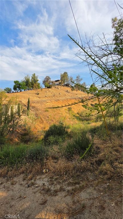 Image 8 of property listing at 32360 Navajo Springs, Wildomar, CA 92595