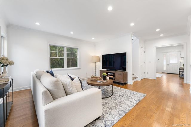 109 Lee Road, Scarsdale, NY 10583