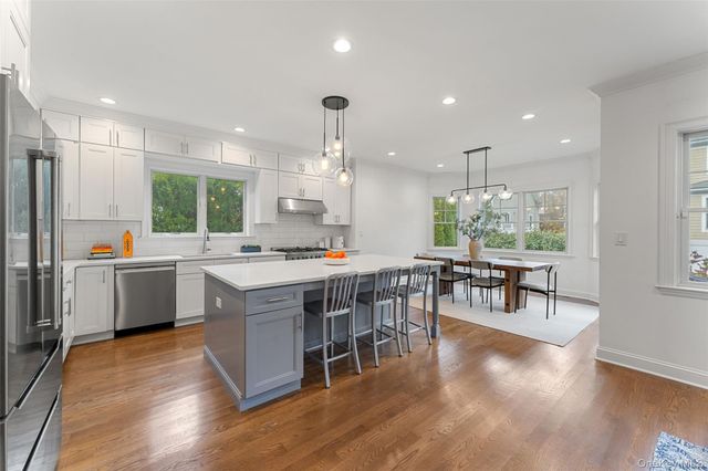 109 Lee Road, Scarsdale, NY 10583